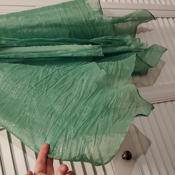 Dress - Pale Green With Silver Stripes, Ties at Waist, Kerchief Hem - Size 10 - Picture 2 of 7